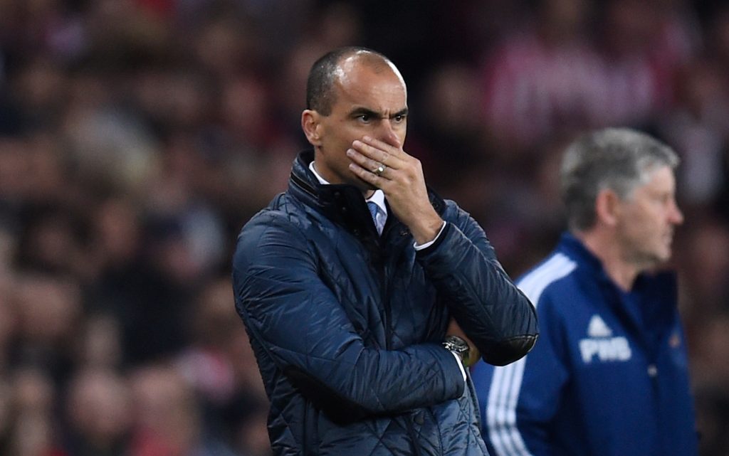 SUNDERLAND, ENGLAND - MAY 11: Roberto Martinez, manager of Everton reacts with Sam Allardyce, manager of Sunderland during the Barclays Premier League match between Sunderland and Everton at the Stadium of Light on May 11, 2016 in Sunderland, England. (Photo by Stu Forster/Getty Images)