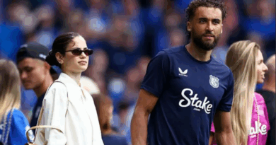 Everton condemn abuse aimed at DCL’s wife