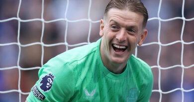 Pickford scoops second Premier League honour
