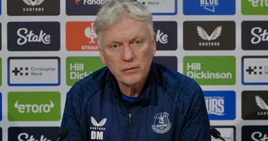 Moyes fires Everton transfer warning