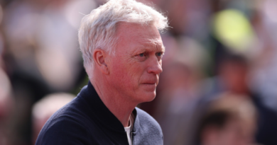 Everton chief to raise ref issues with PGMOL