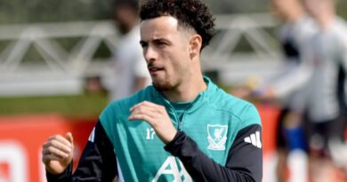 Jones to face Liverpool in Champions League