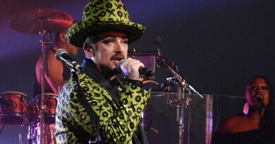 Trio of 1980s icons to perform in Liverpool