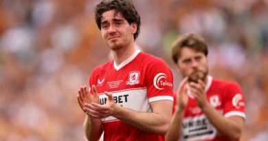 Everton in pole position for standout midfielder