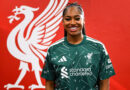 Liverpool Women sign Golden Glove winner