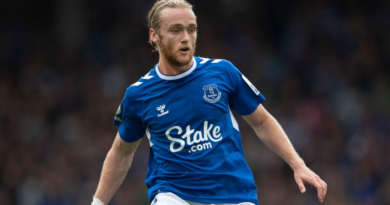 Homegrown Everton star returns to the club